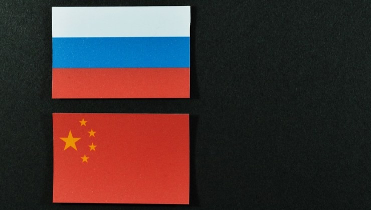 Russia e Cina, due superpotenze storicamente vicine