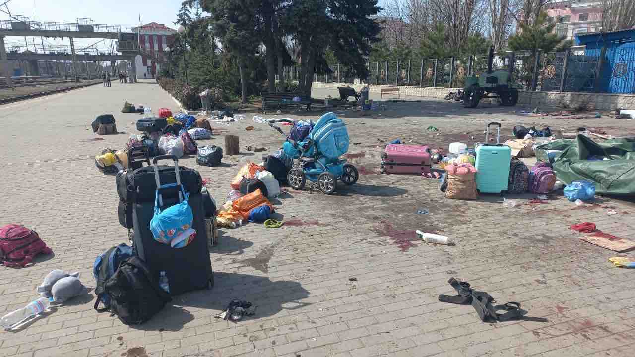 Raid stazione Kramatorsk Ucraina