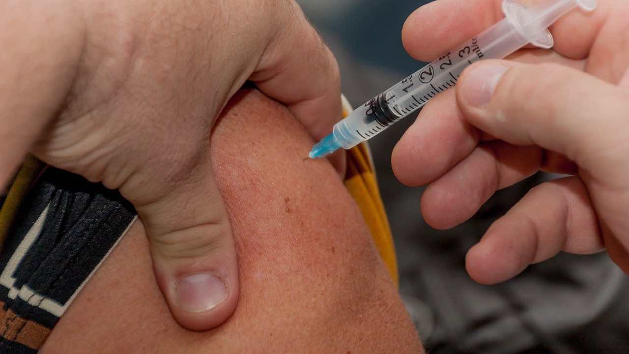 Quarta dose vaccino Covid Italia