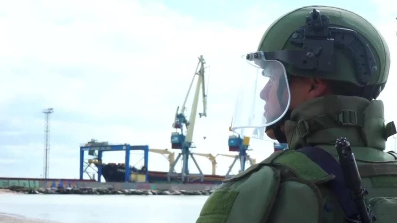 Russia, un'operazione dell'esercito sul Mar d'Azov