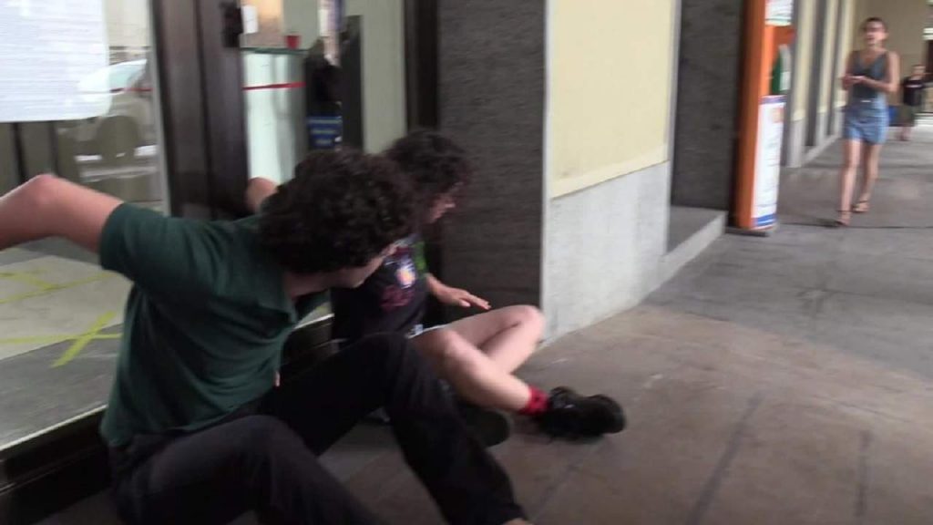 Siccità, la protesta degli attivisti di Extinction Rebellion