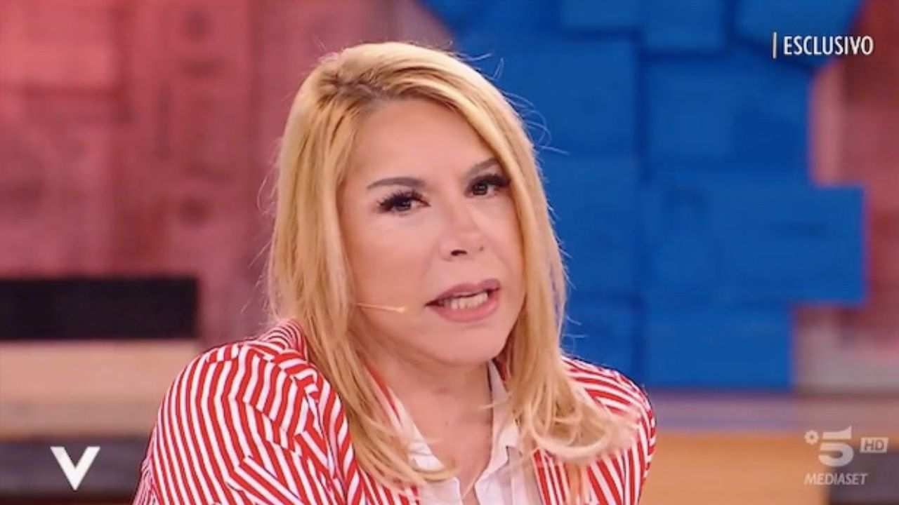 Anna Pettinelli Tv