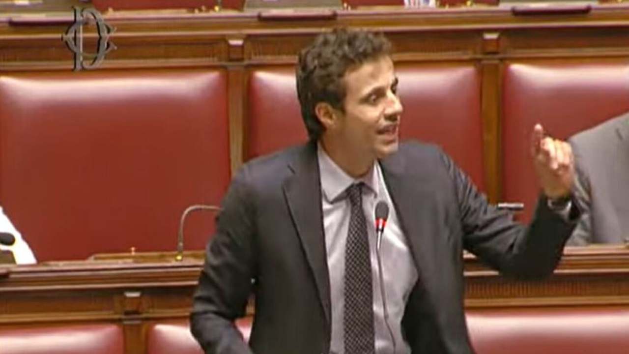 Davide Crippa, deputato del Movimento 5 Stelle