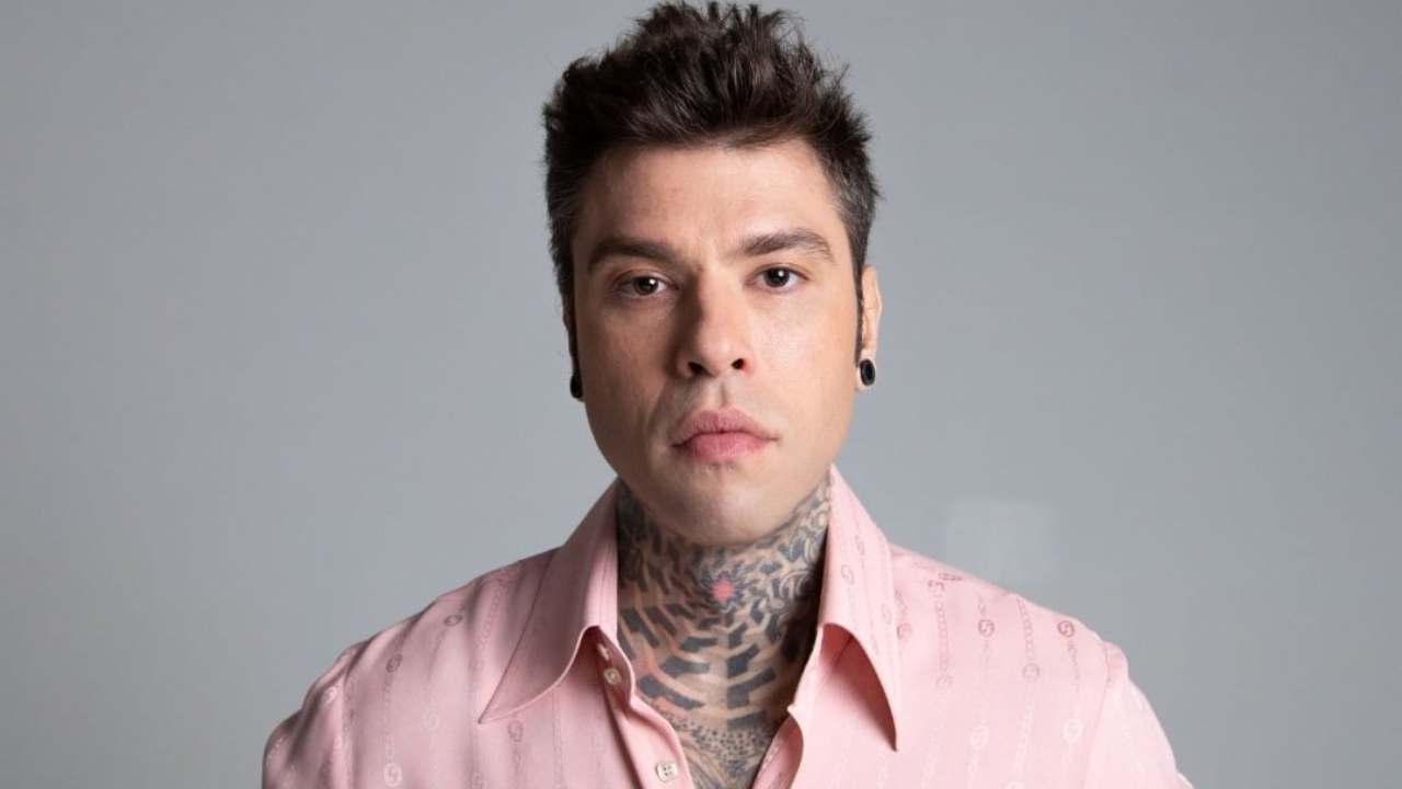 Fedez clamoroso no