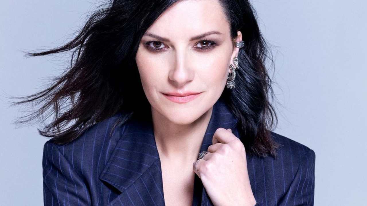Laura Pausini assalita