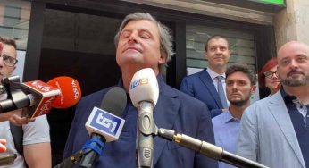 Centrosinistra in subbuglio: Carlo Calenda alza la voce, il patto trema