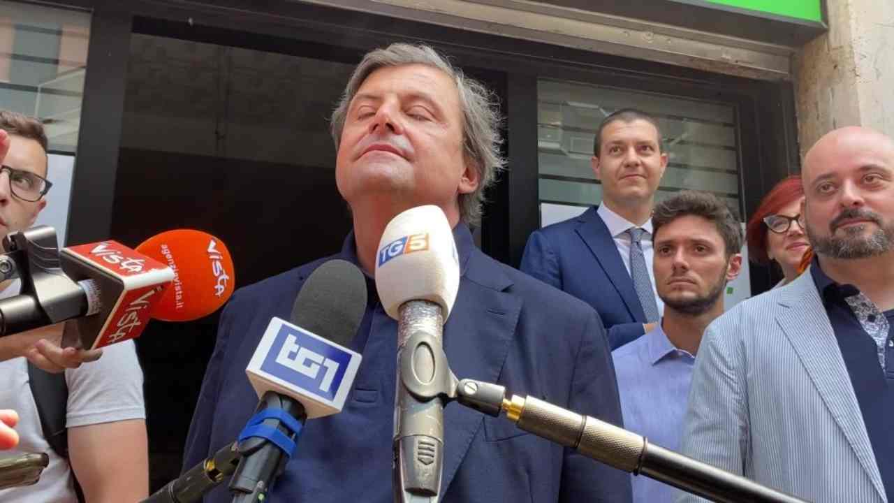 Centrosinistra: il peso specifico di Carlo Calenda è lievitato dopo l'accordo con il Pd