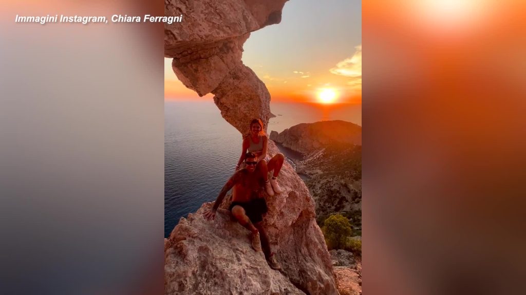 Ferragnez, video mozzafiato sull'orlo di un precipizio: scoppia la polemica