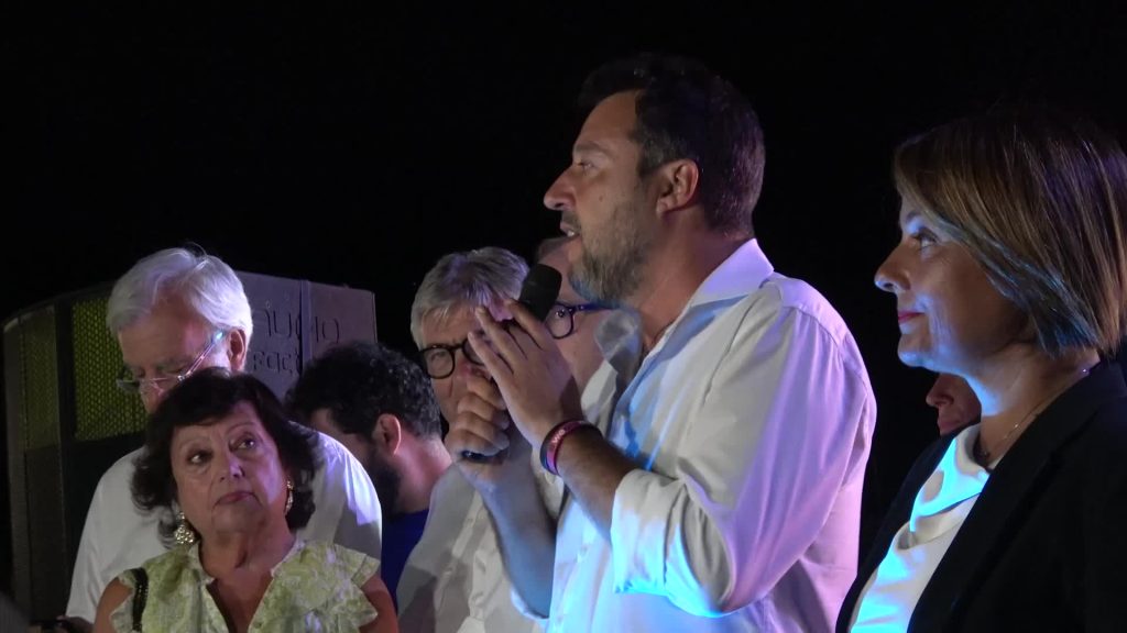 Elezioni, Salvini: "Vi assicuro che al ministero dell'Interno ci andrà un uomo o donna della Lega"