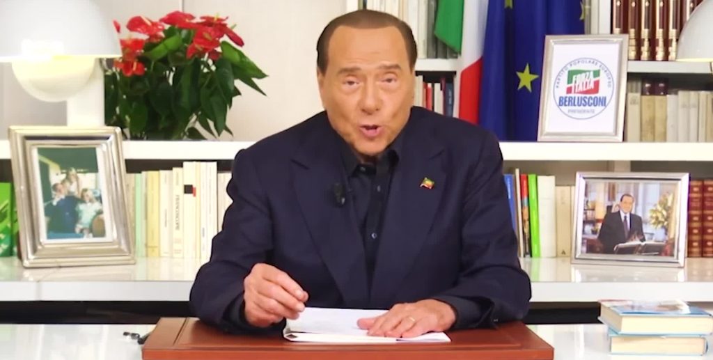 Anziani, Berlusconi: "Non basta aumentare le pensioni, cure gratuite per i meno abbienti"