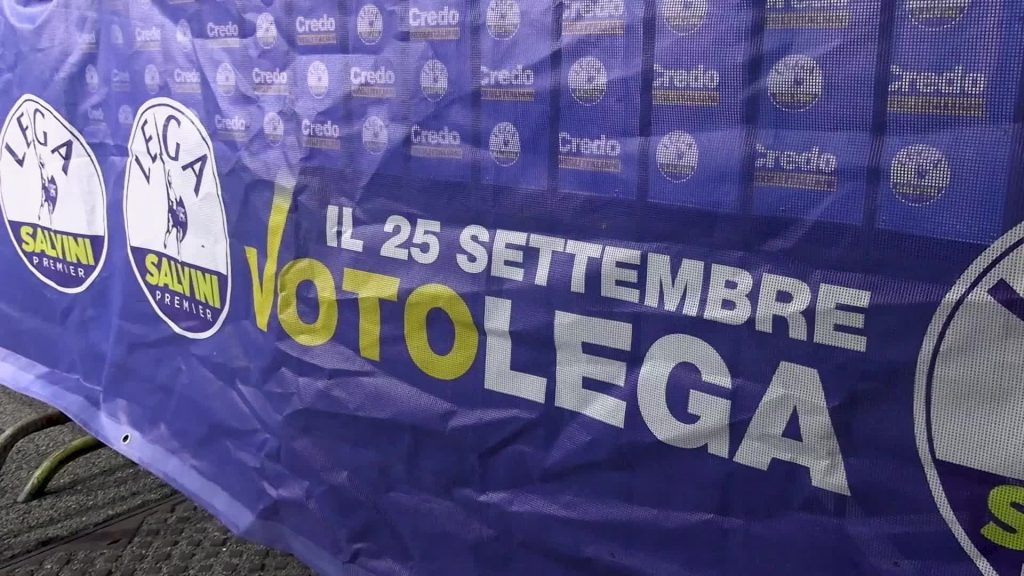 Elezioni, crollo della Lega: cala il silenzio sulla sede di via Bellerio