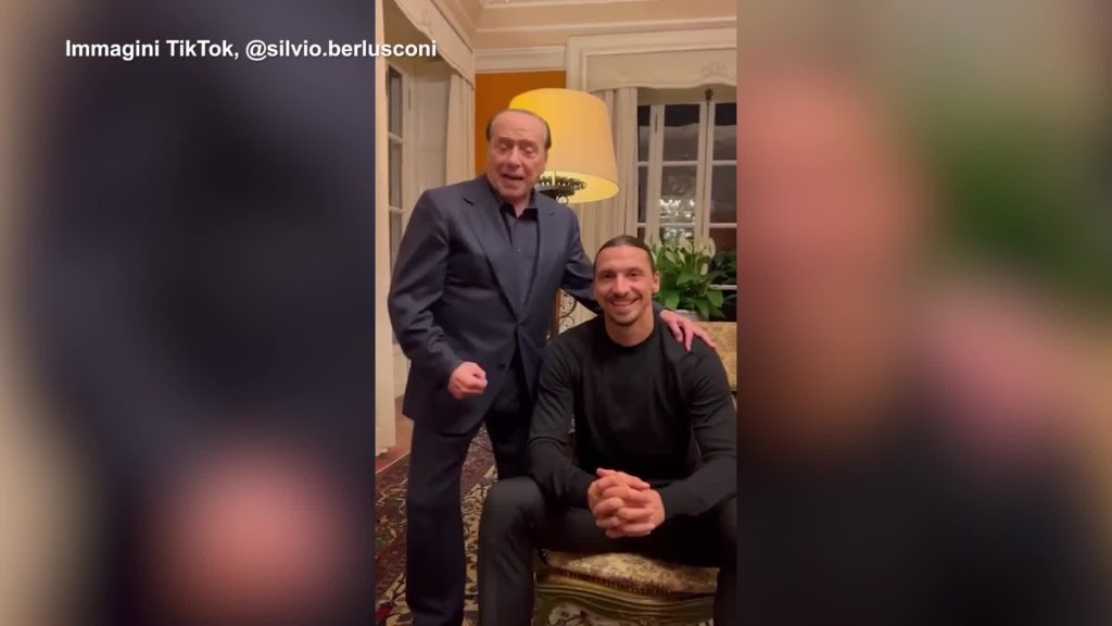 Ibrahimovic ospite a casa Berlusconi: "Sono qui per insegnargli a giocare calcio" - VIDEO