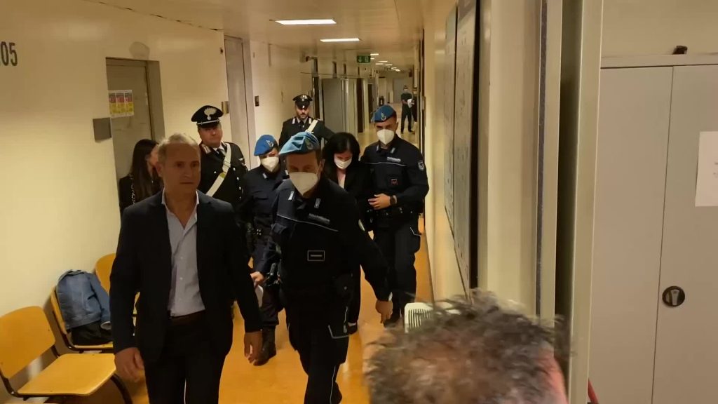 Bimba morta, Alessia Pifferi in aula: "Ha chiesto foto di Diana in carcere"