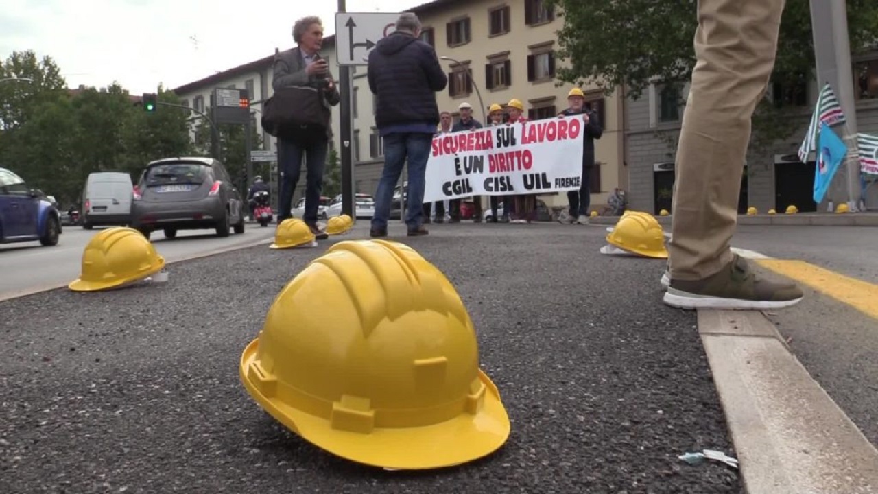 Sicurezza sul lavoro, la protesta a Firenze