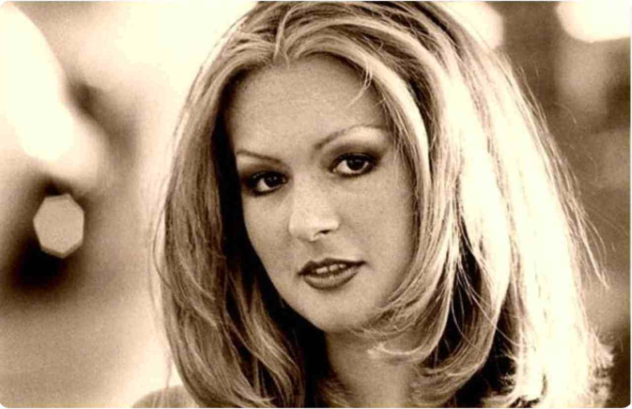 Loretta Goggi