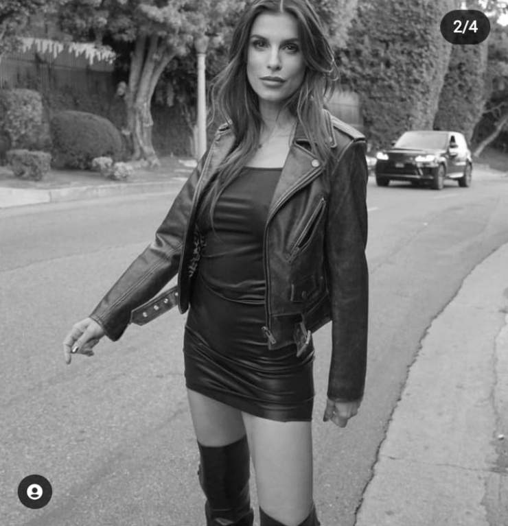 elisabetta canalis vestito da capogiro