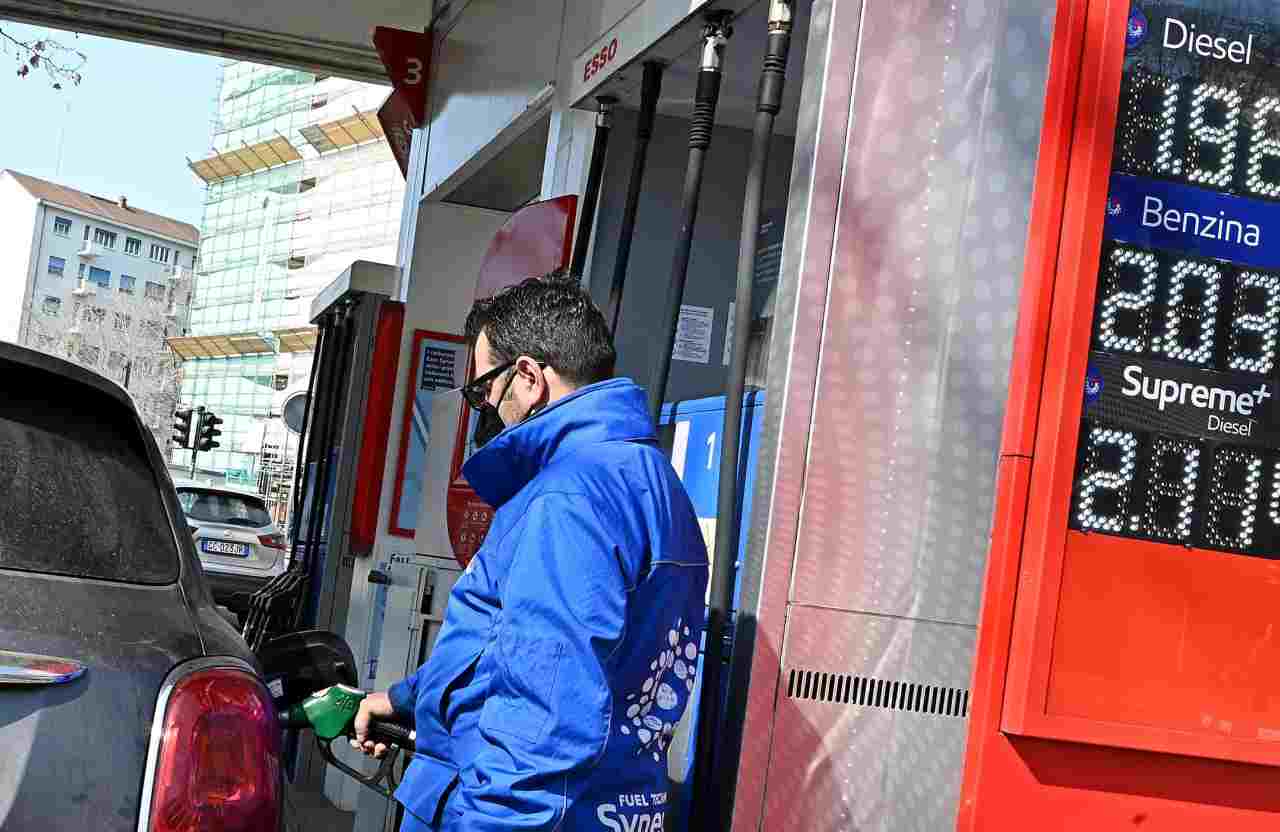 Automobilisti italiani mazzata di Natale