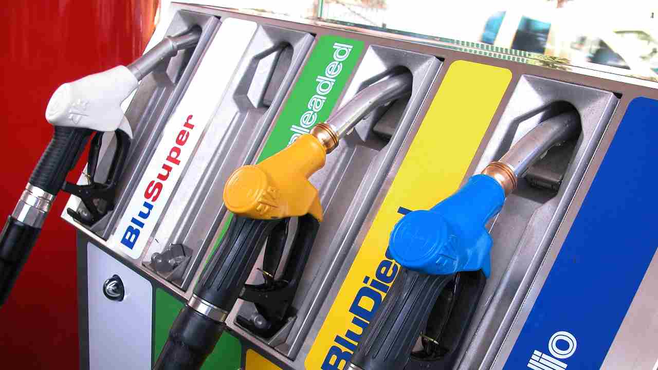 Benzina in aumento
