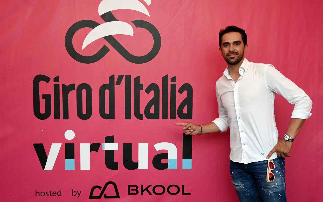 Alberto Contador ha sorpreso tutti con l'annuncio fatto su Instagram: l'ex ciclista ha subito l'asportazione di oltre 100 lipomi