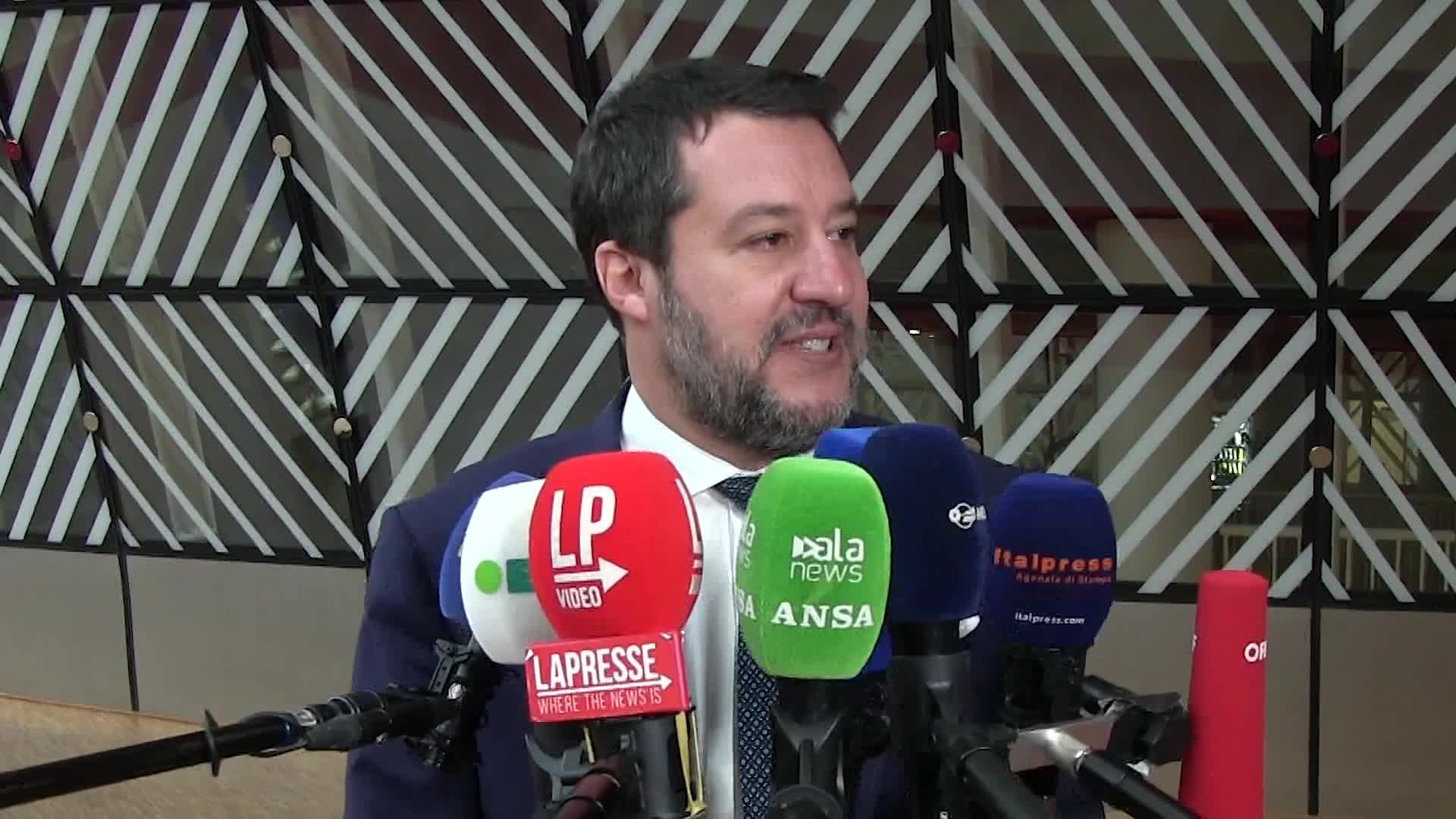 Ponte sullo Stretto, Salvini: “Dopo 50 anni di parole, abbiamo l’intenzione di procedere”