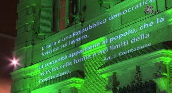 Anniversario della Costituzione, il Tricolore illumina la facciata del Senato – VIDEO