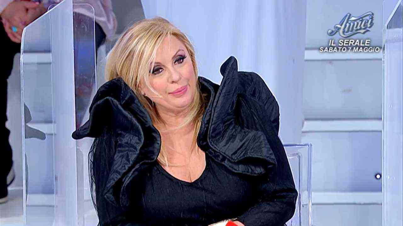 TINA CIPOLLARI
