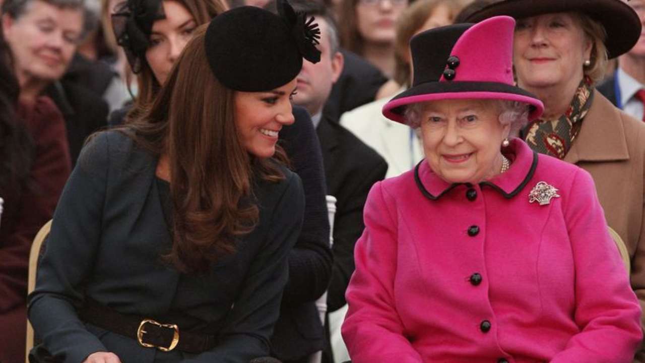 kate middleton regina elisabetta