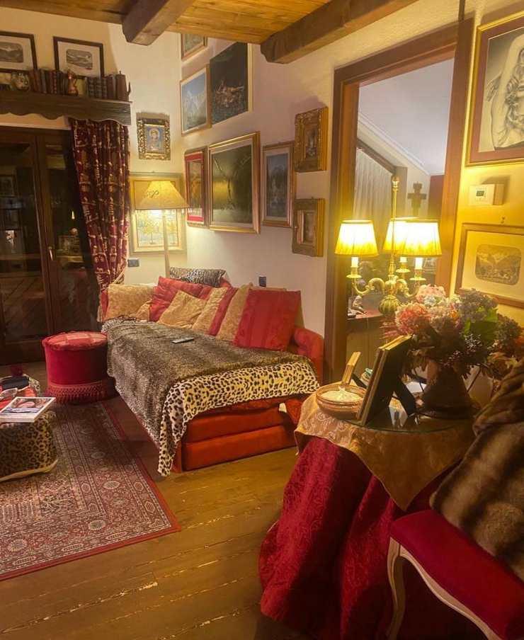 salotto casa montagna alba parietti
