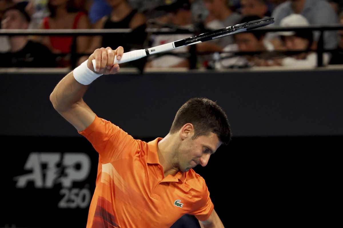 Djokovic arrabbiato ad Adelaide