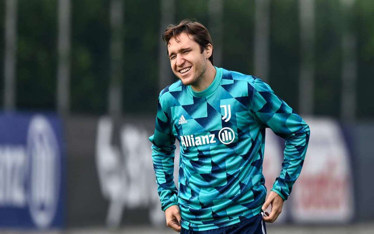 Chiesa sorride in allenamento