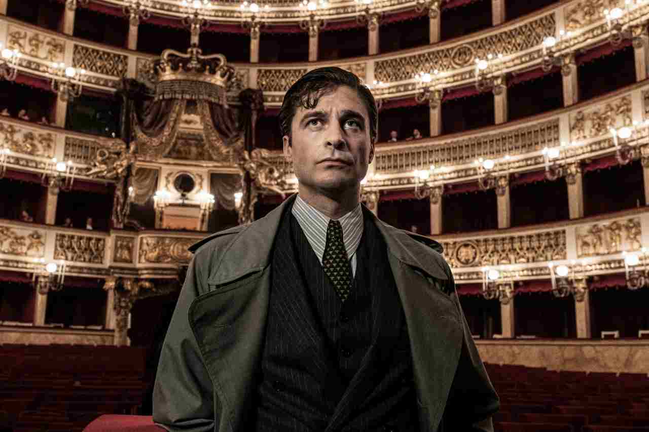 Kommissionär Ricciardi, så här slutar serien.  Den som dör, sp…