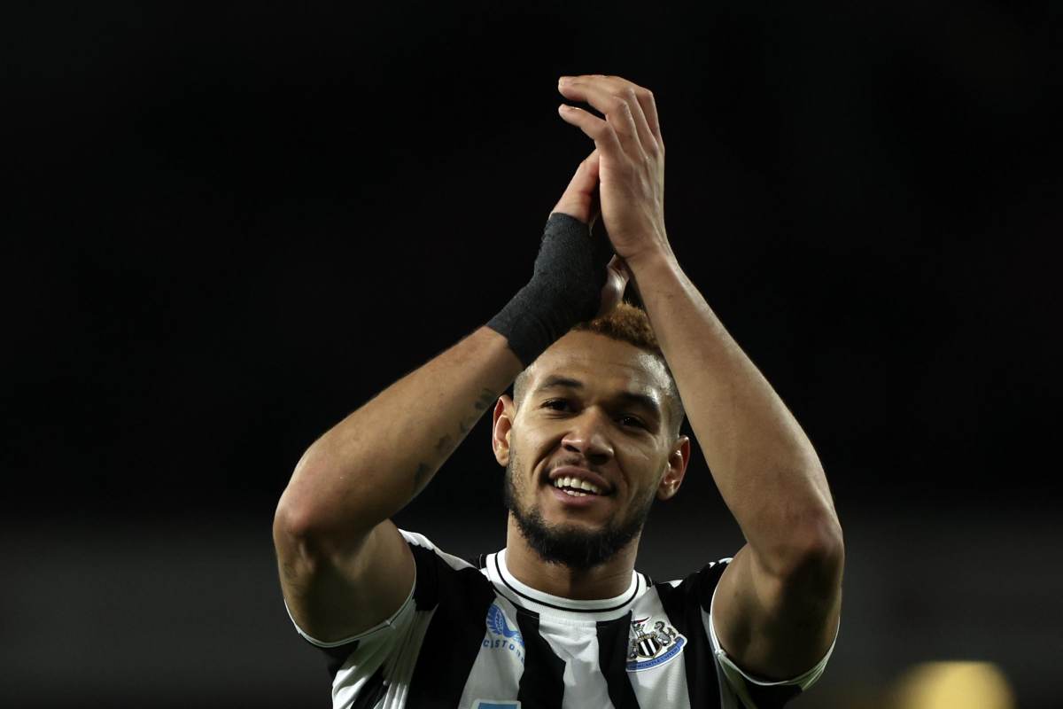 Joelinton applaude Newcastle
