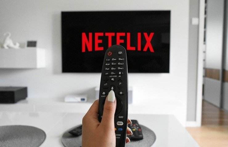 Netflix, addio agli account condivisi