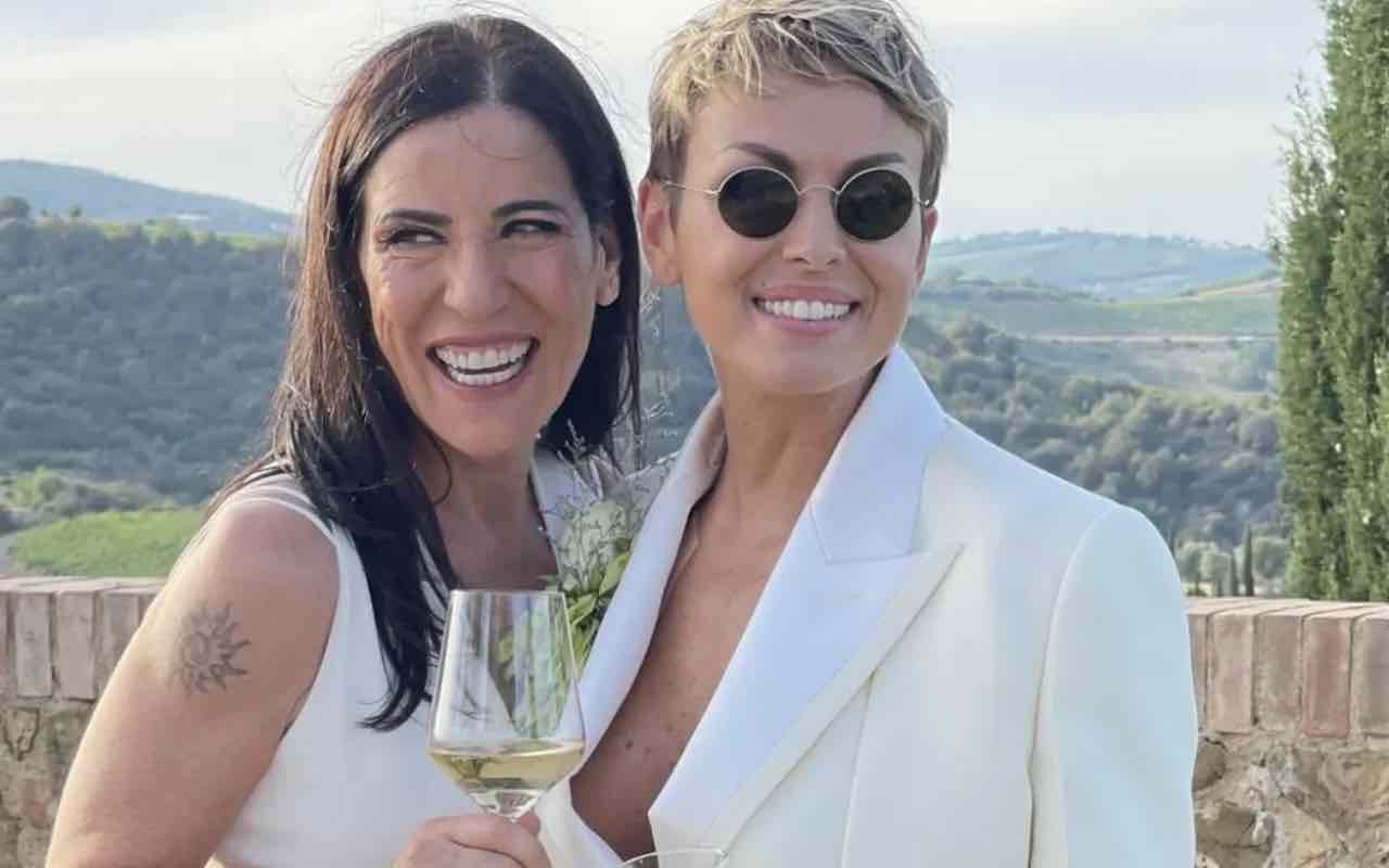 Paola Turci e Francesca Pascale newsby