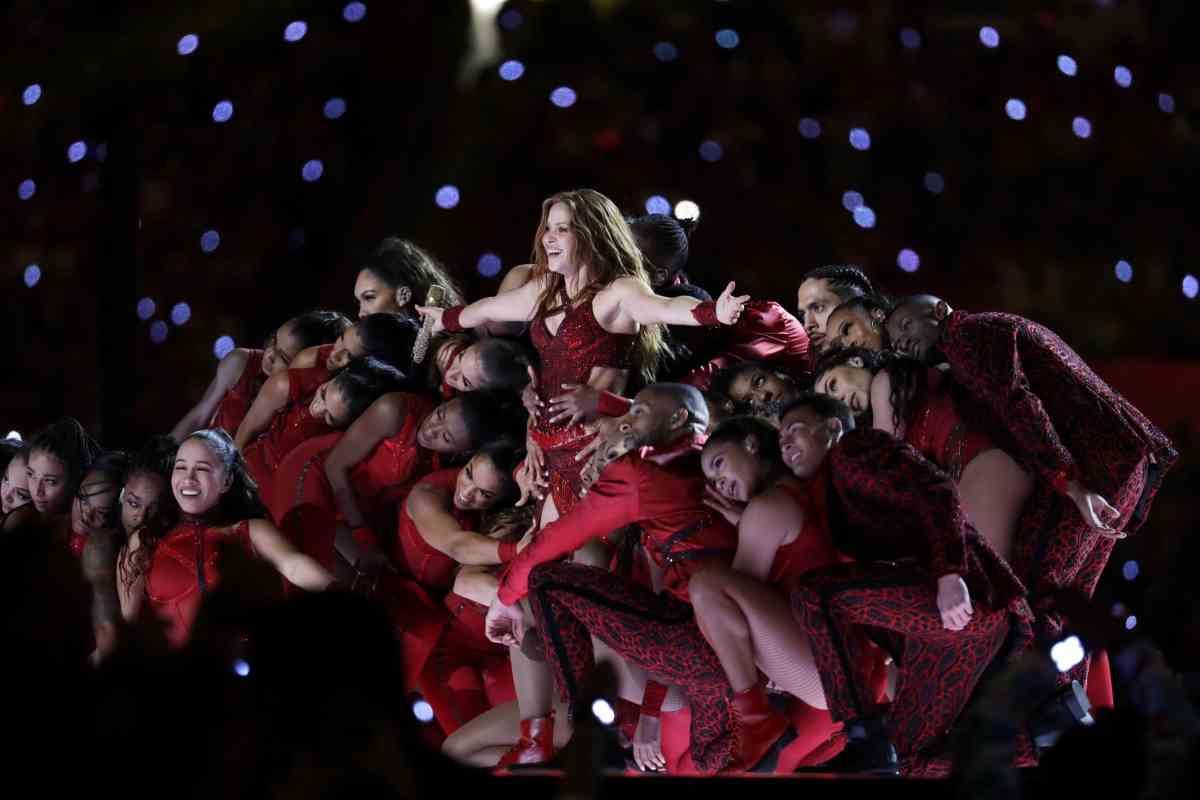 Shakira impegnata nei tour mondiali: