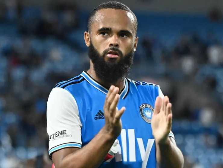 Anton Walkes (foto web, newsby)