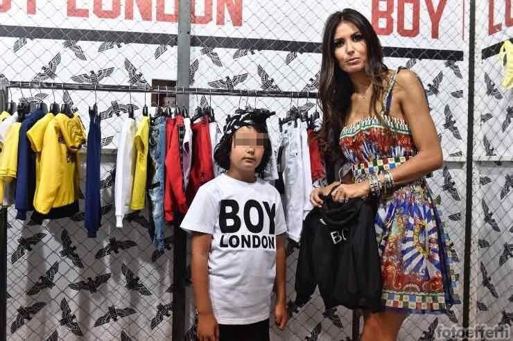 Elisabetta Gregoraci con il figlio, Pitti Uomo
