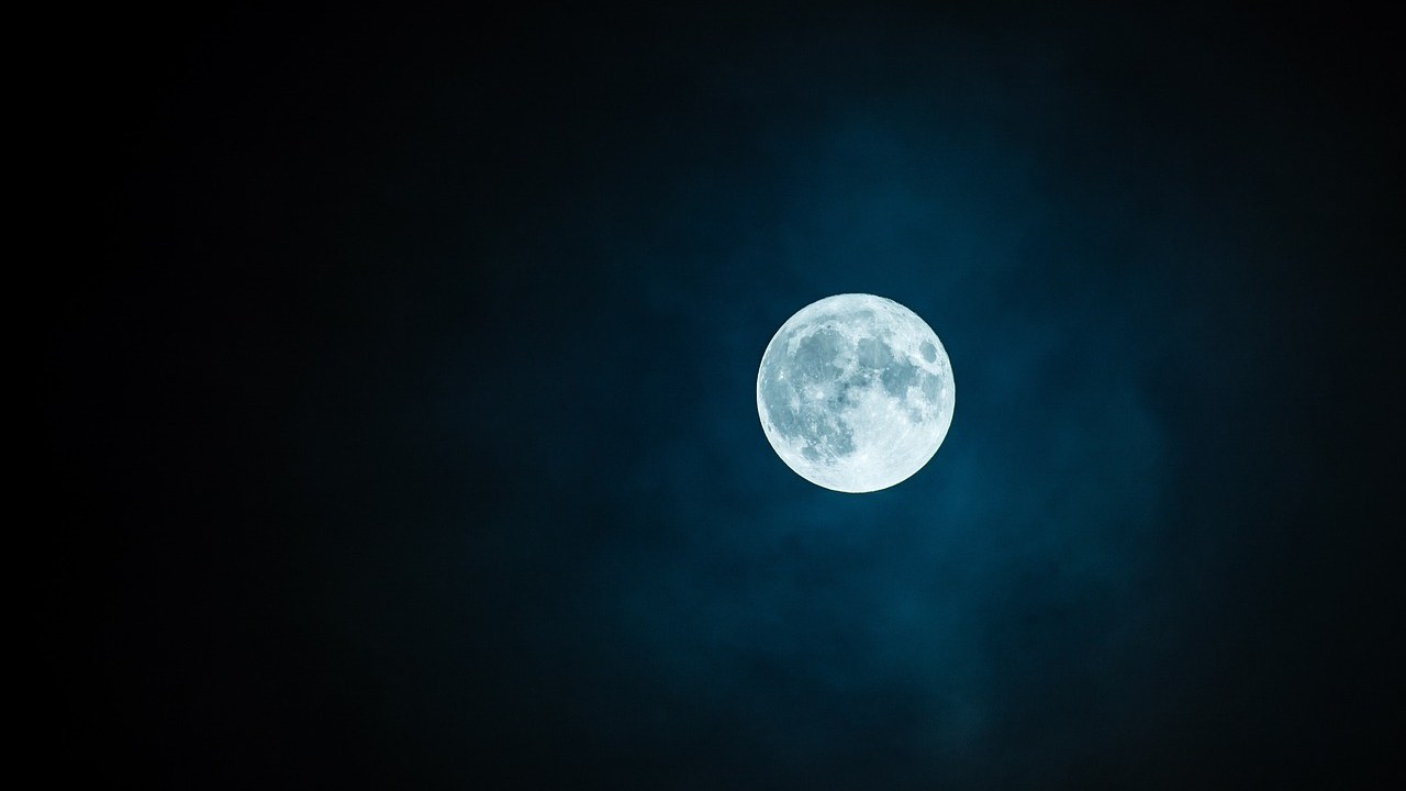 Luna