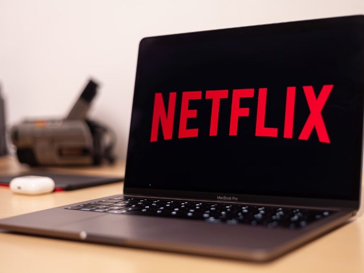 netflix stretta sugli account