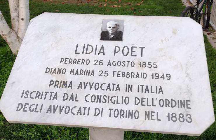 Placca commemorativa dedicata a Lidia Poet