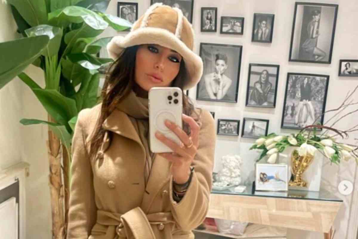 Elisabetta Gregoraci pubblica un selfie su Instagram