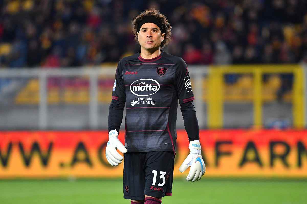 Il portiere della Salernitana Guillermo Ochoa è finito nel mirino di Inter e Milan 