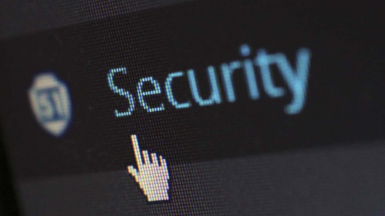 Hacker attacco Italia