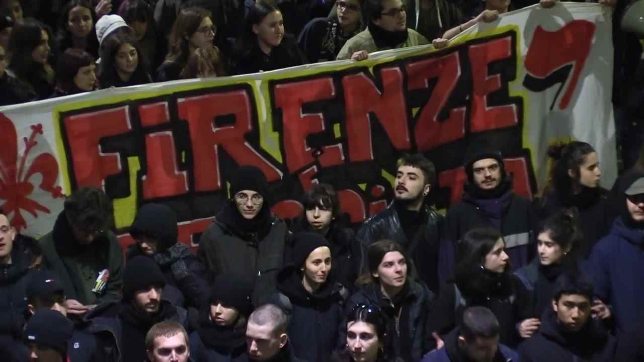 Il corteo a Firenze