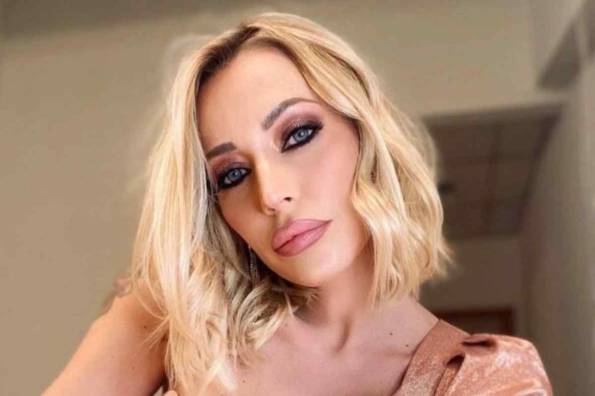Karina Cascella si è operata