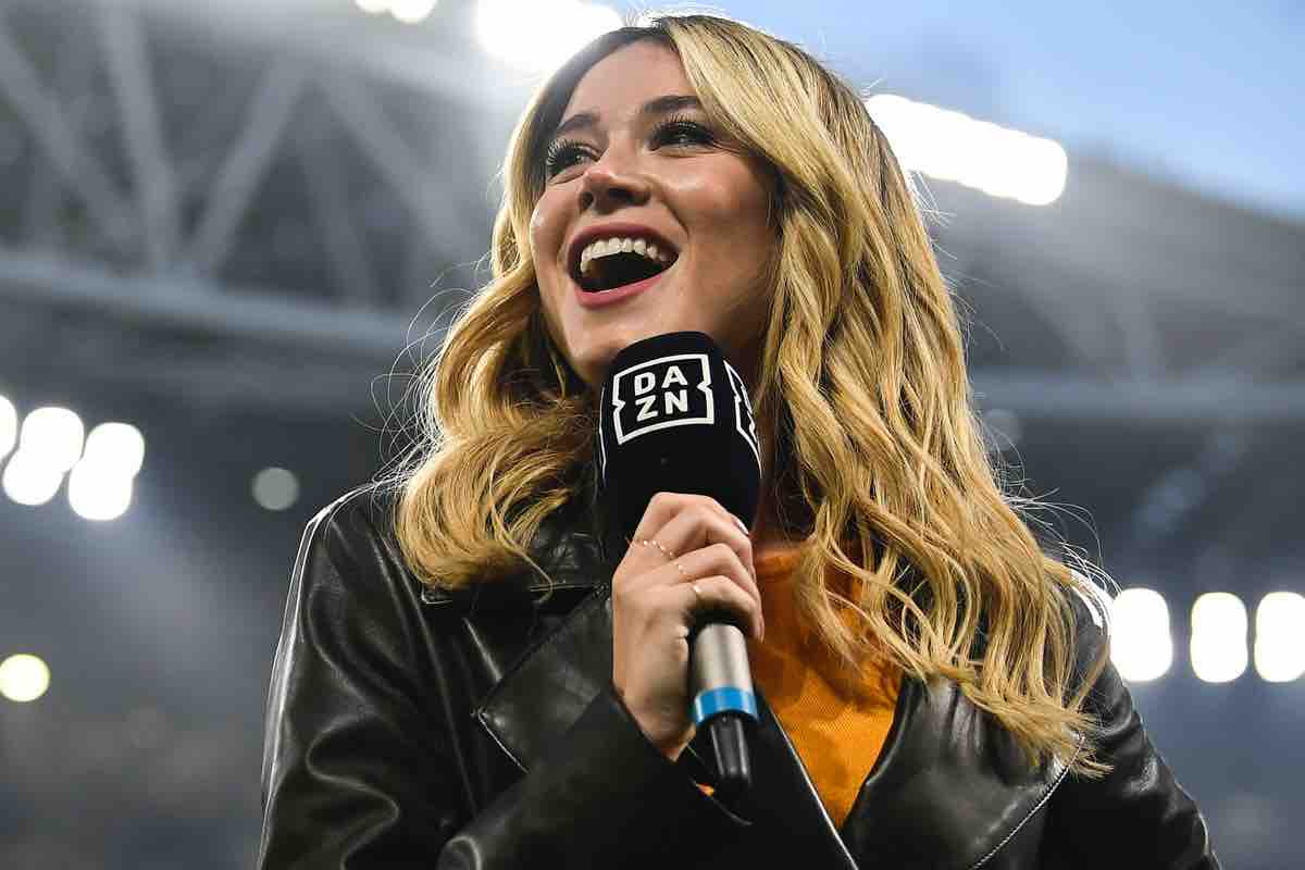 Diletta Leotta a DAZN sorridente