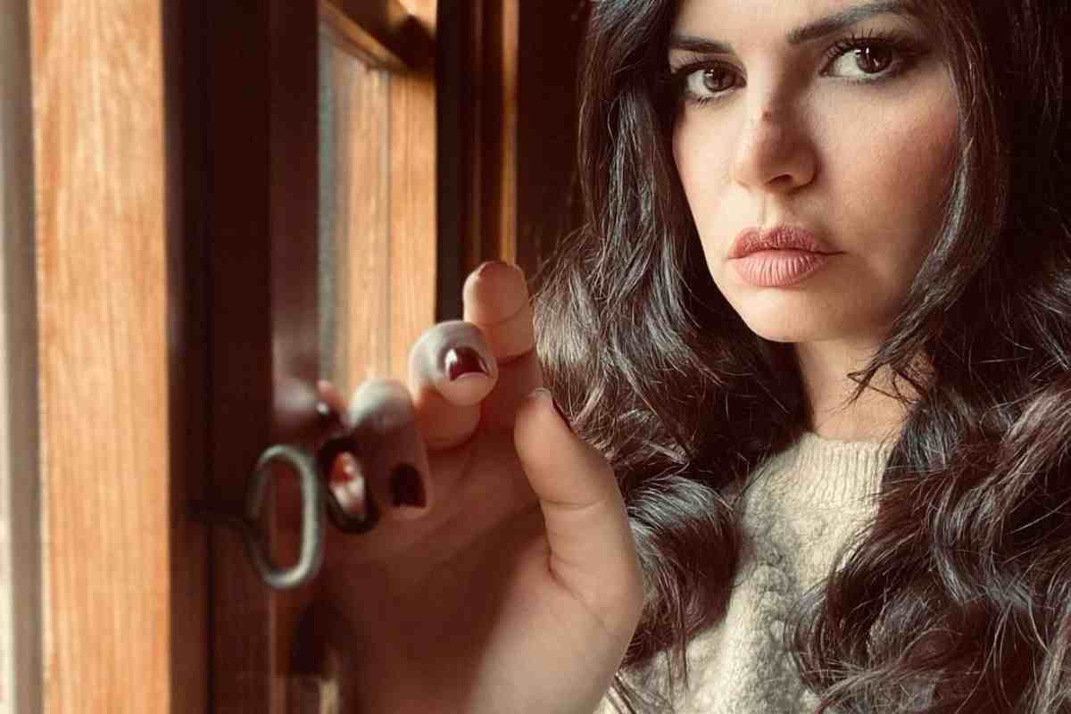 Laura Torrisi in lutto