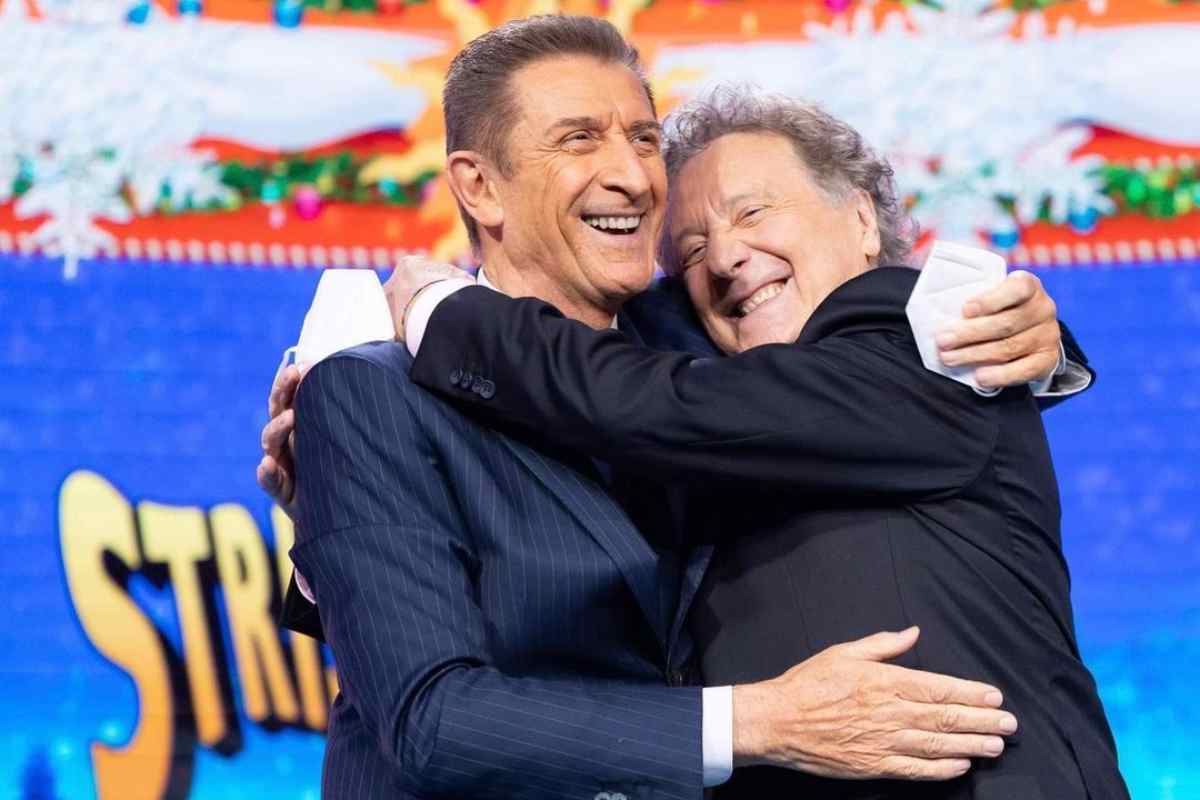 Striscia la notizia Ezio Greggio ed Enzo Iacchetti-newsby
