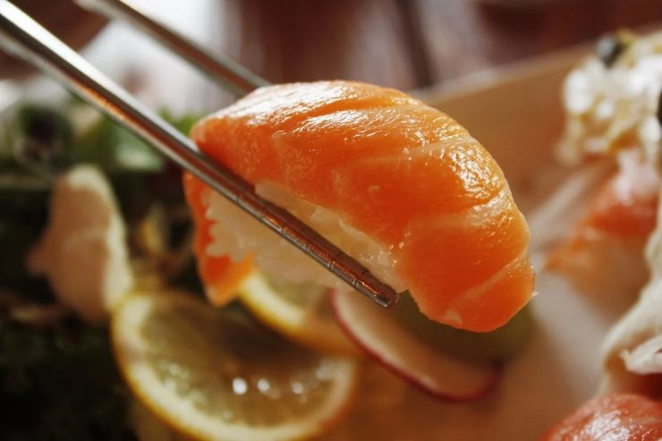 I casi di chi è morto dopo aver mangiato sushi