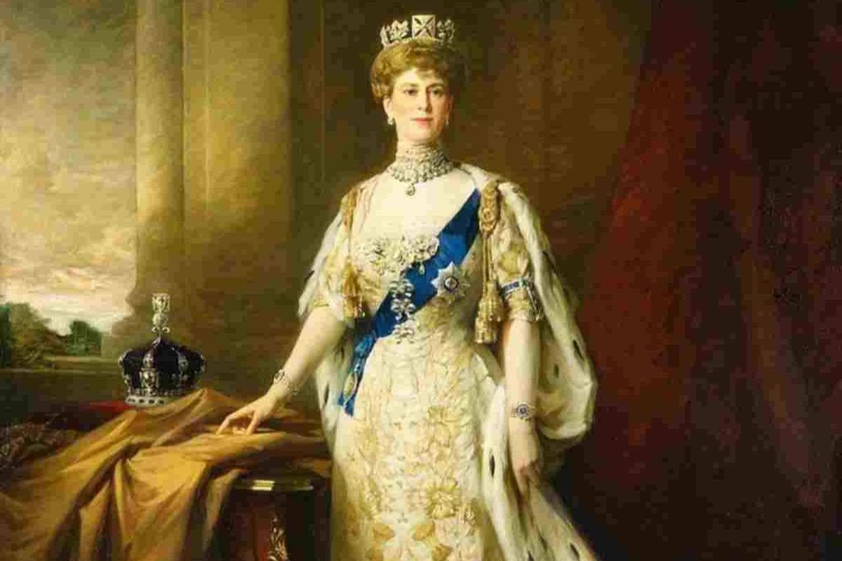regina Mary abito di Camilla